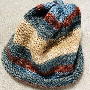 Slouchy Beanie Pattern knitted, slouchy beanie, easy knitted hat pattern, beanie